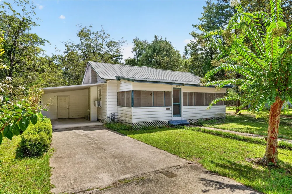 321 NE 11TH STREET Gainesville, FL 32601