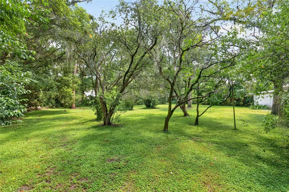 321 NE 11TH STREET Gainesville, FL 32601