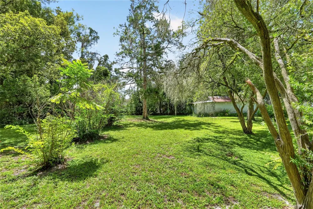 321 NE 11TH STREET Gainesville, FL 32601