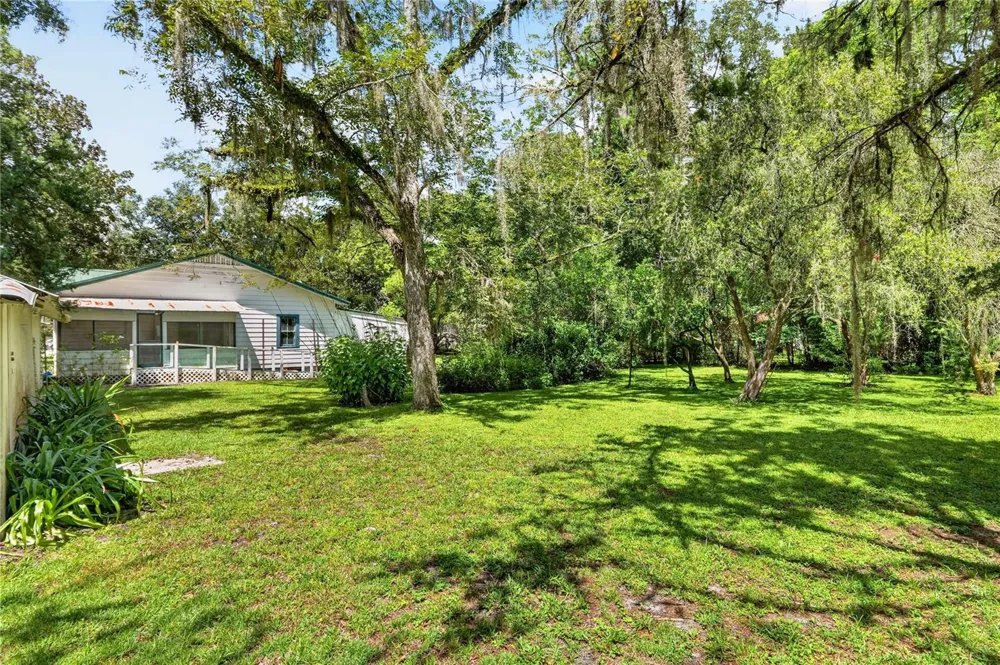 321 NE 11TH STREET Gainesville, FL 32601