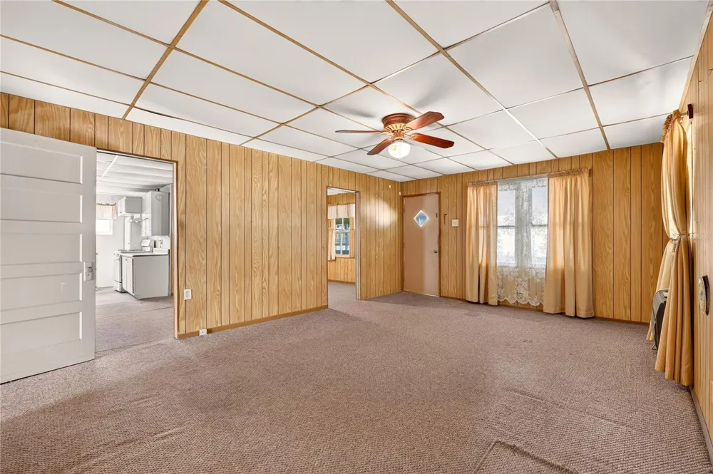 321 NE 11TH STREET Gainesville, FL 32601