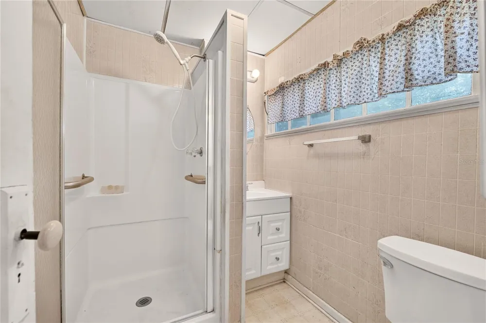 321 NE 11TH STREET Gainesville, FL 32601