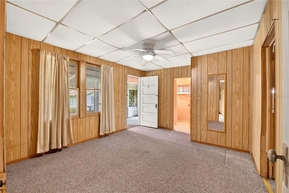 321 NE 11TH STREET Gainesville, FL 32601
