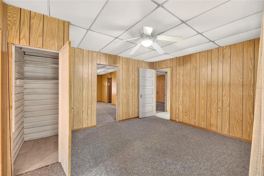 321 NE 11TH STREET Gainesville, FL 32601