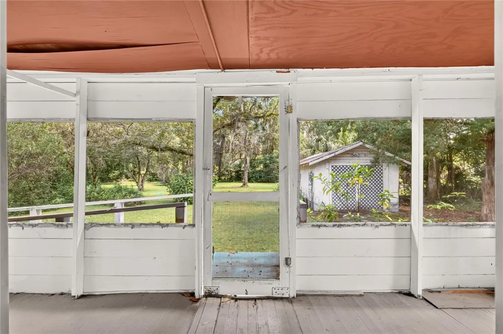 321 NE 11TH STREET Gainesville, FL 32601