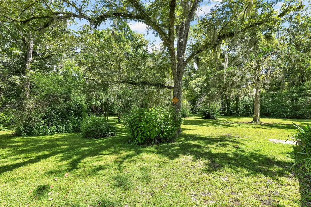 321 NE 11TH STREET Gainesville, FL 32601