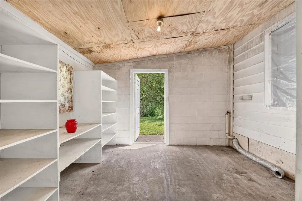 321 NE 11TH STREET Gainesville, FL 32601
