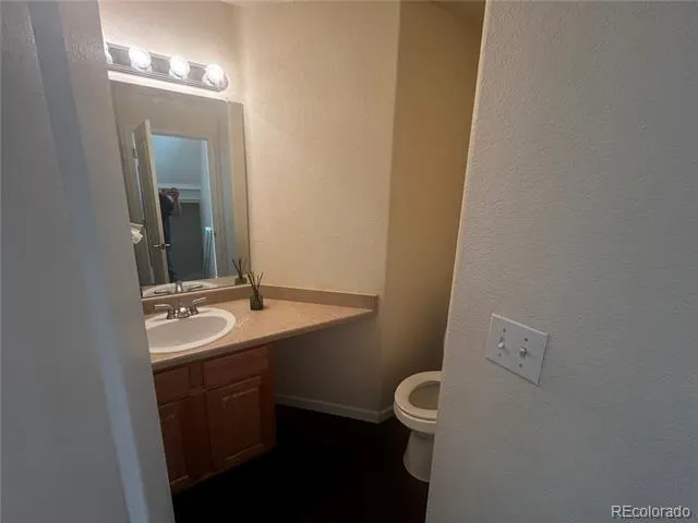 16901 E Warren Place #B Aurora, CO 80013