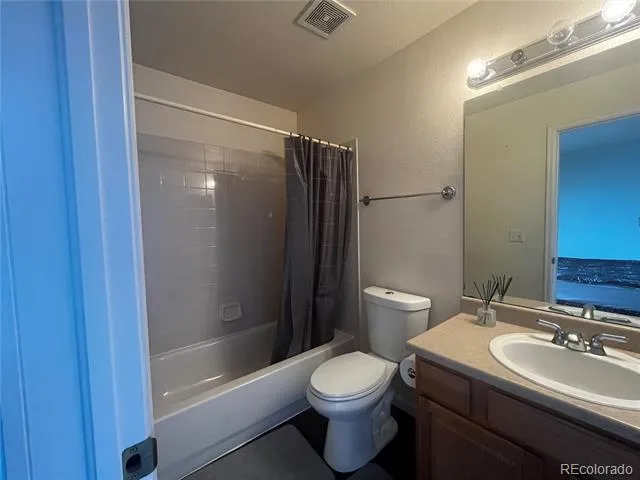 16901 E Warren Place #B Aurora, CO 80013