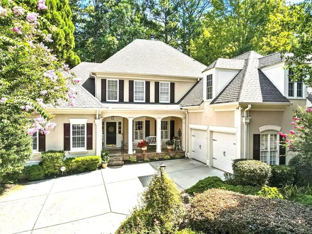 2825 Gleneagles Pointe Alpharetta, GA 30005