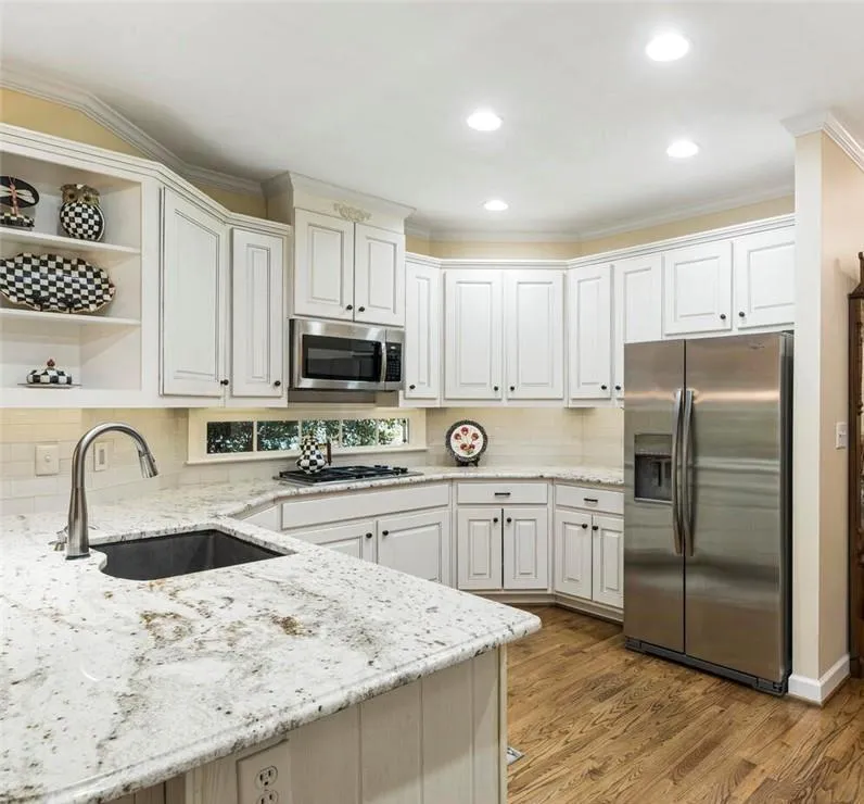 2825 Gleneagles Pointe Alpharetta, GA 30005