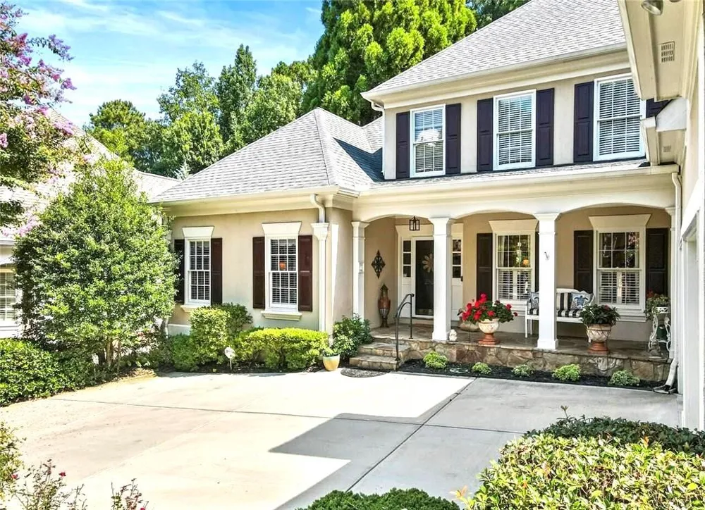 2825 Gleneagles Pointe Alpharetta, GA 30005