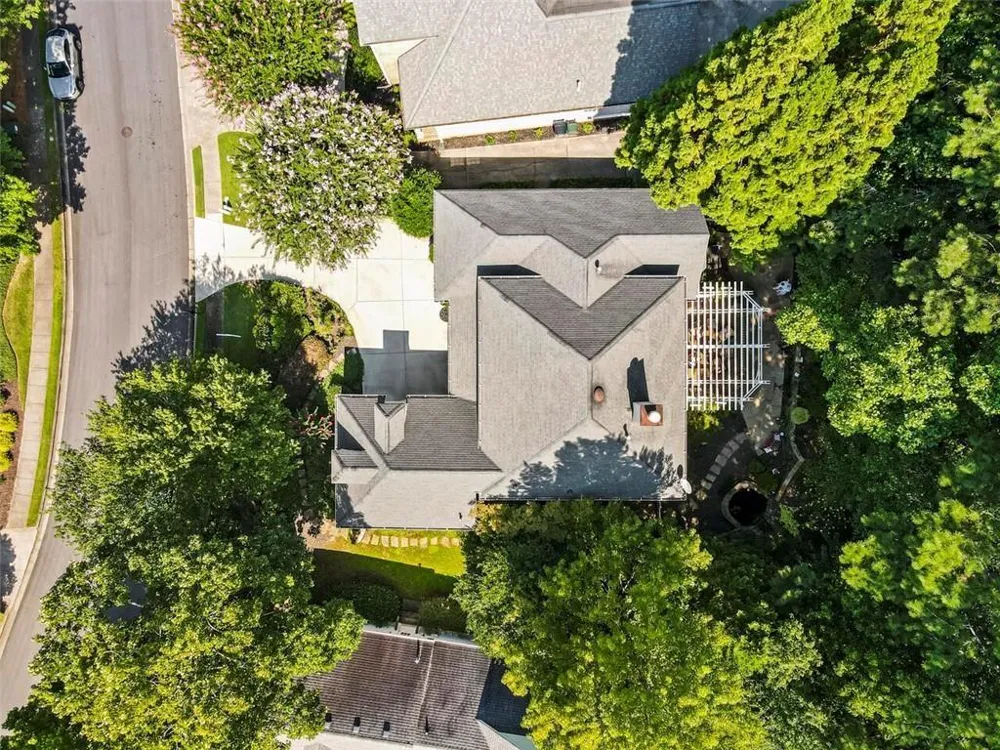 2825 Gleneagles Pointe Alpharetta, GA 30005