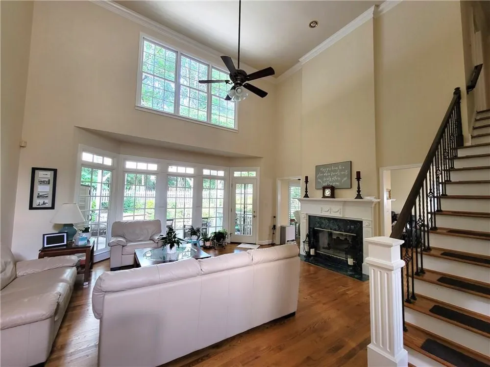 2825 Gleneagles Pointe Alpharetta, GA 30005