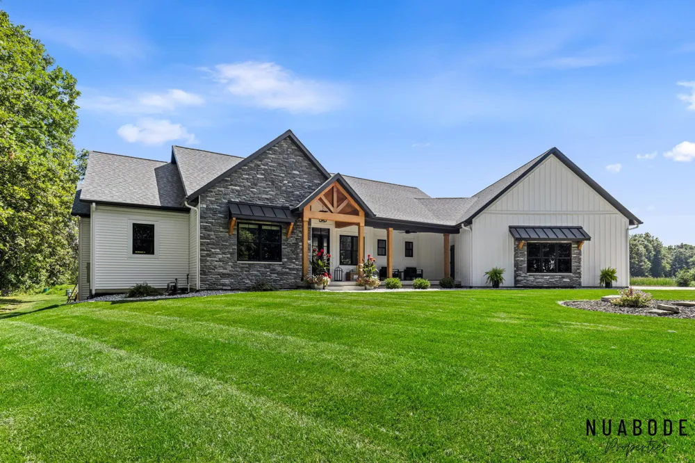 10150 26th Avenue NW Grand Rapids, MI 49534