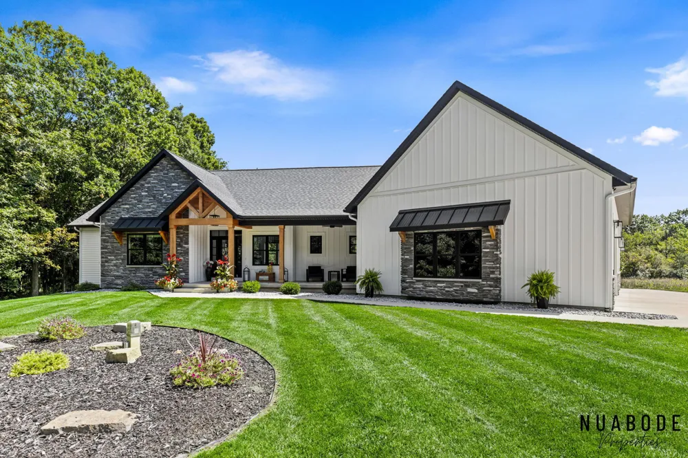 10150 26th Avenue NW Grand Rapids, MI 49534