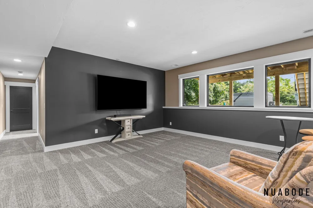 10150 26th Avenue NW Grand Rapids, MI 49534