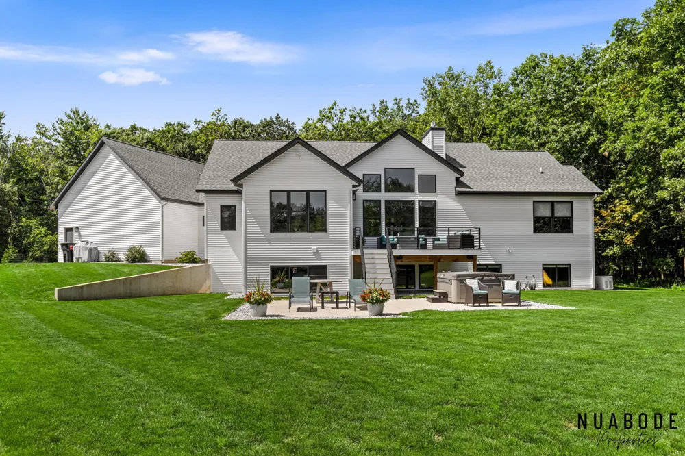 10150 26th Avenue NW Grand Rapids, MI 49534