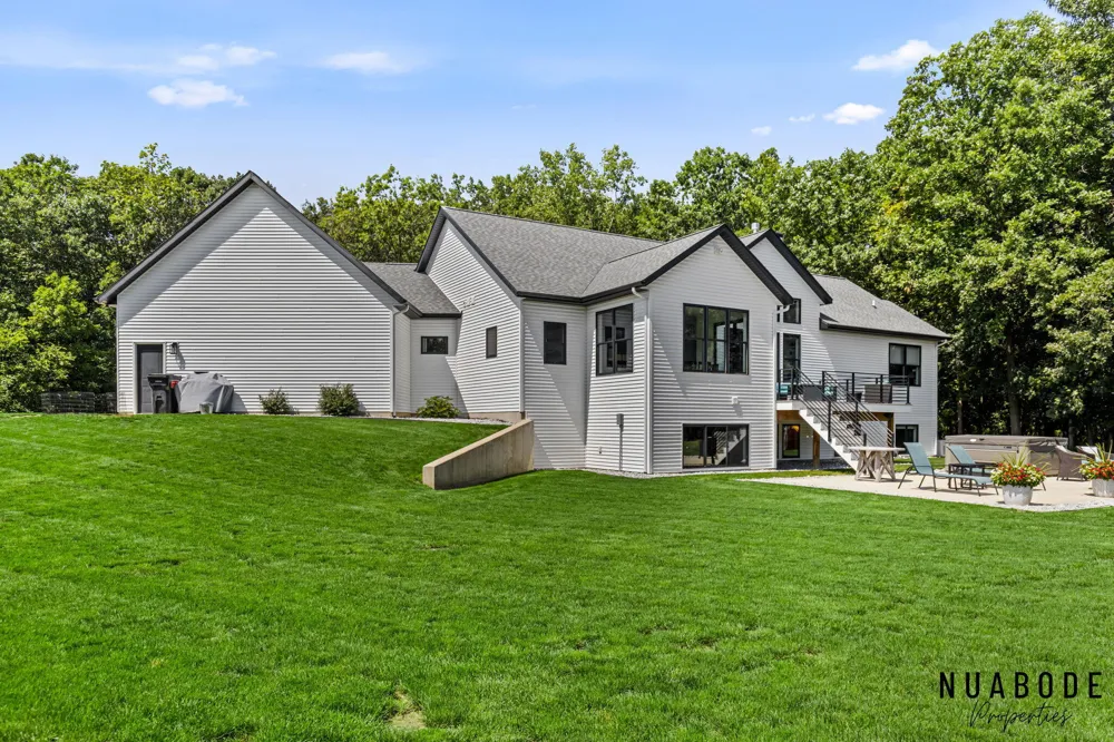 10150 26th Avenue NW Grand Rapids, MI 49534