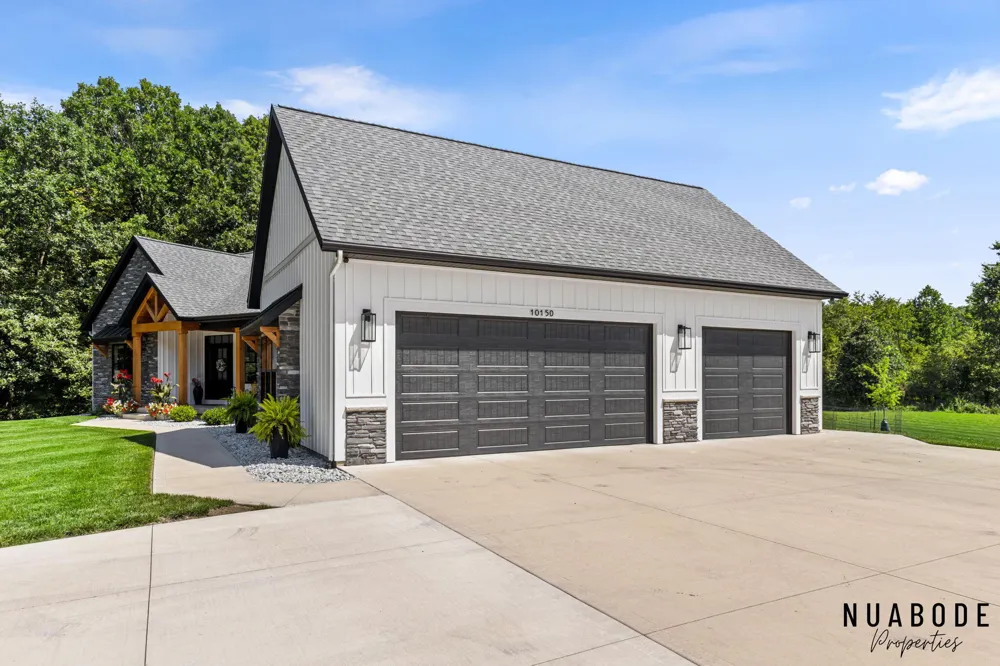 10150 26th Avenue NW Grand Rapids, MI 49534