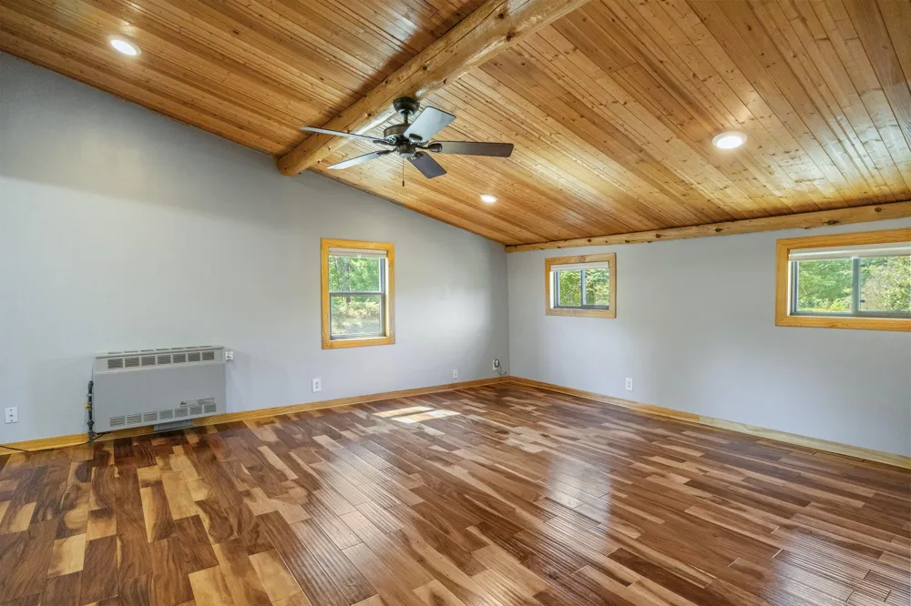2029 E 6 Mile Road White Cloud, MI 49349