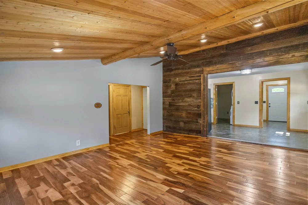 2029 E 6 Mile Road White Cloud, MI 49349