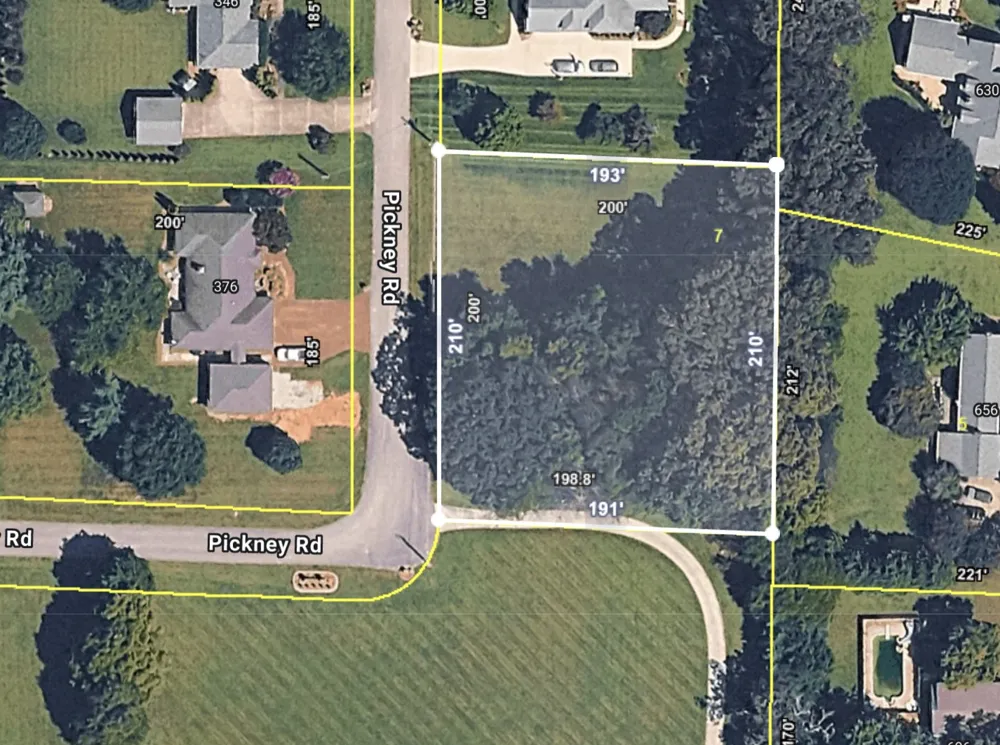 369 Pickney Rd Winchester, TN 37398