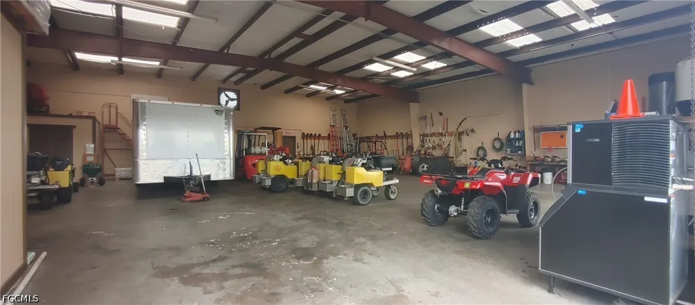 Custom Drive Fort Myers, FL 33907