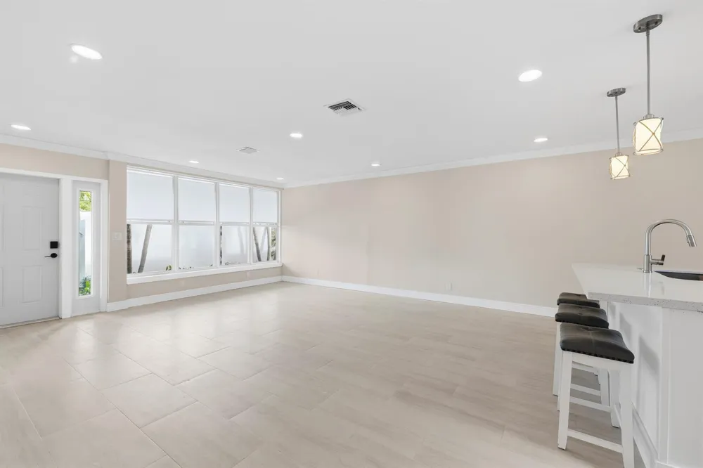 2000 NE 17TH COURT #1-2 Fort Lauderdale, FL 33305