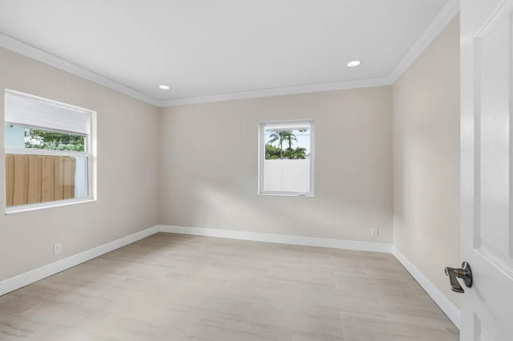 2000 NE 17TH COURT #1-2 Fort Lauderdale, FL 33305