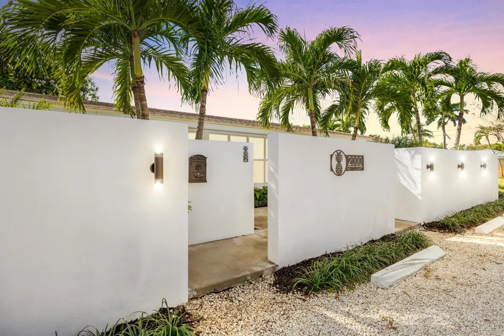 2000 NE 17TH COURT #1-2 Fort Lauderdale, FL 33305