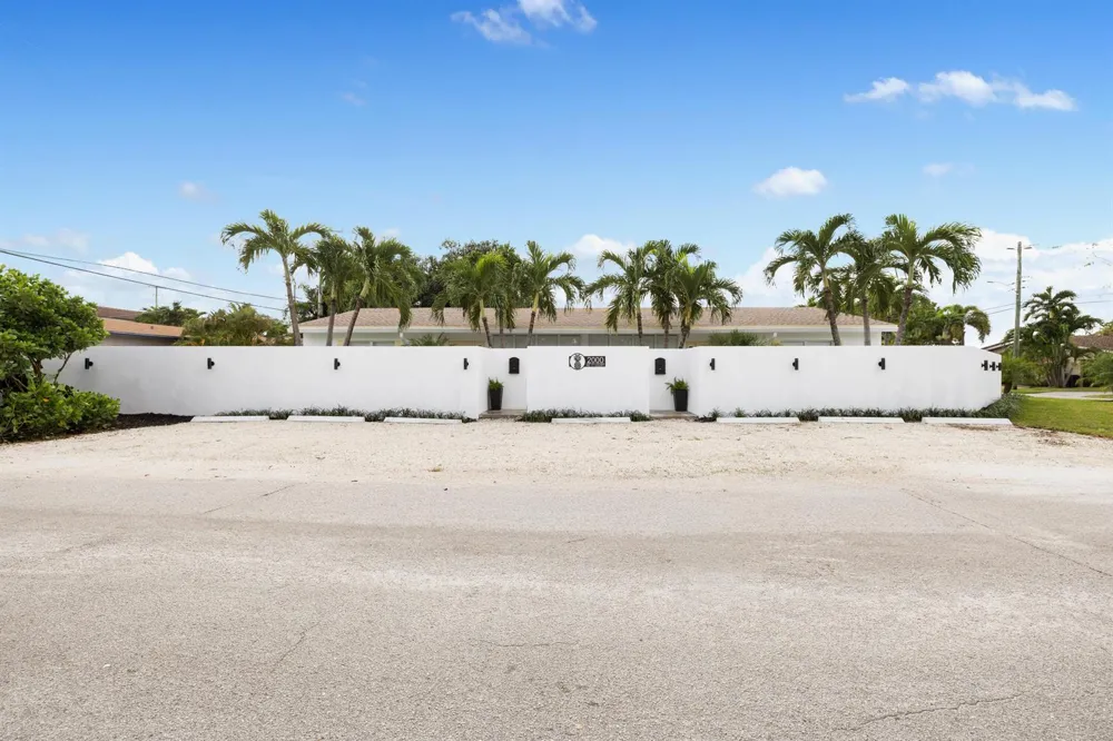2000 NE 17TH COURT #1-2 Fort Lauderdale, FL 33305