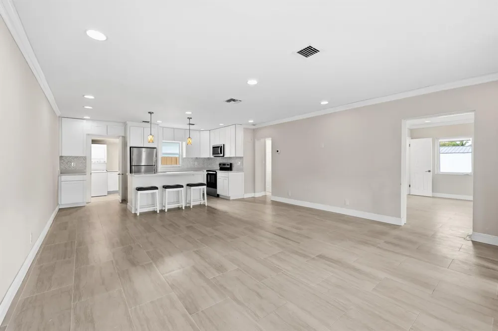 2000 NE 17TH COURT #1-2 Fort Lauderdale, FL 33305
