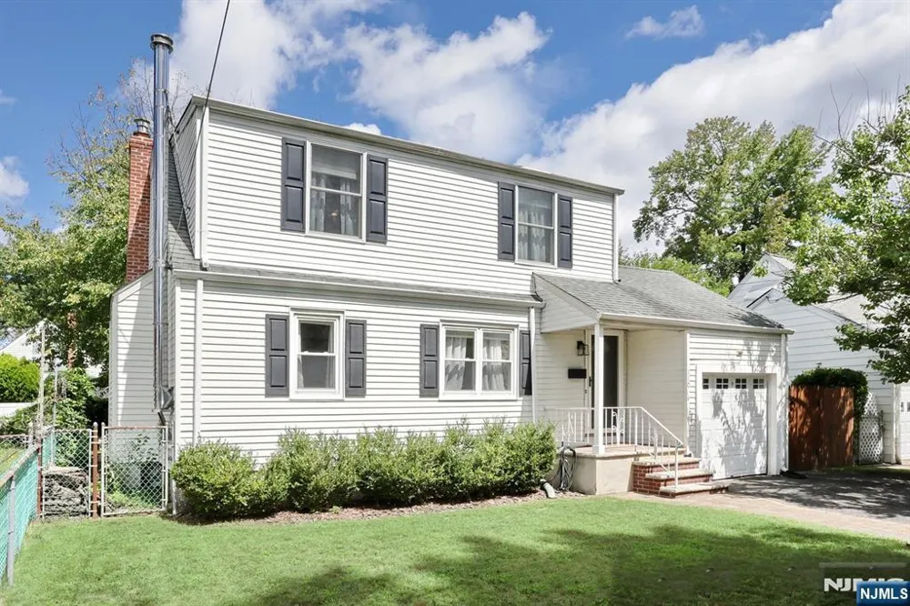 110 Hamilton Avenue Dumont, NJ 07628