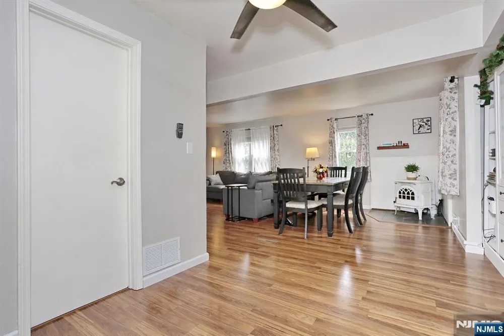 110 Hamilton Avenue Dumont, NJ 07628