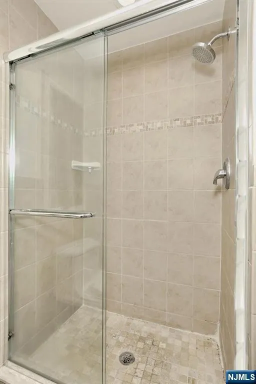 110 Hamilton Avenue Dumont, NJ 07628