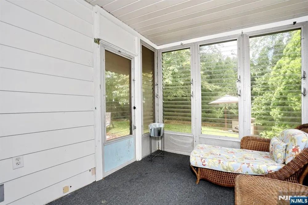 110 Hamilton Avenue Dumont, NJ 07628