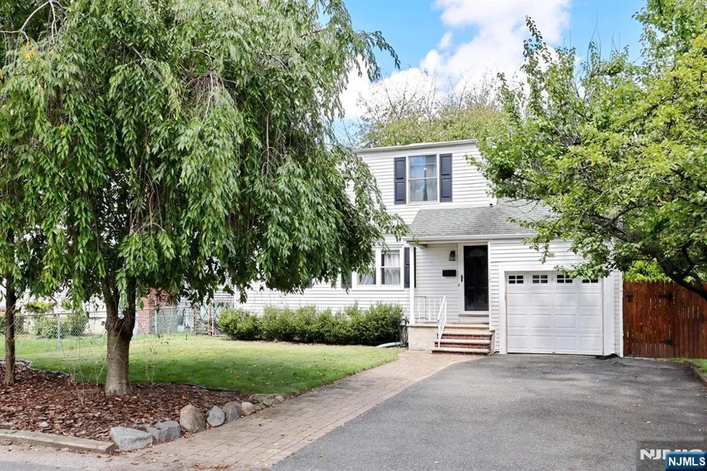 110 Hamilton Avenue Dumont, NJ 07628