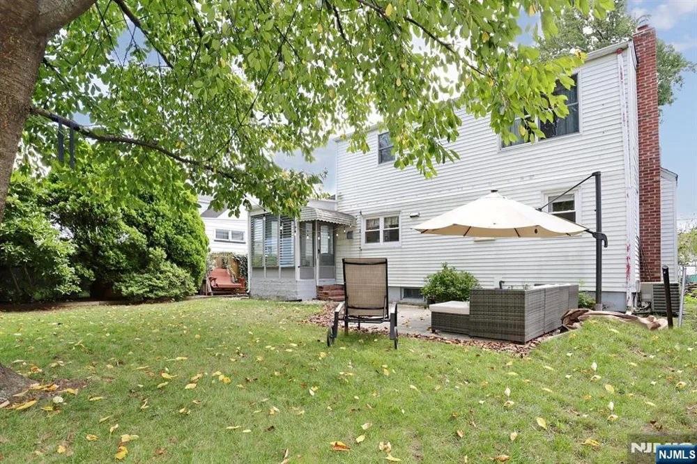 110 Hamilton Avenue Dumont, NJ 07628