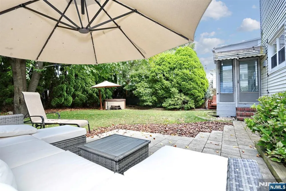 110 Hamilton Avenue Dumont, NJ 07628