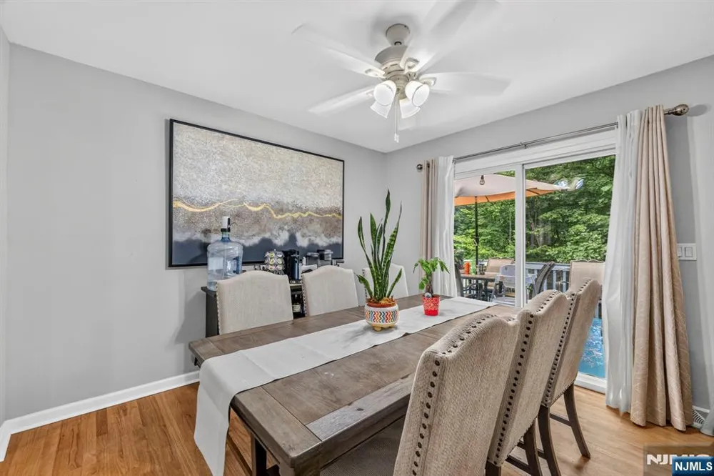 5 Lawrence Drive Vernon, NJ 07422