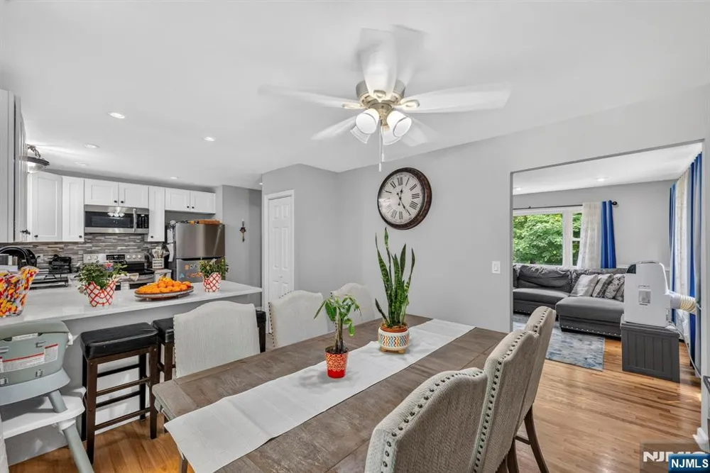 5 Lawrence Drive Vernon, NJ 07422