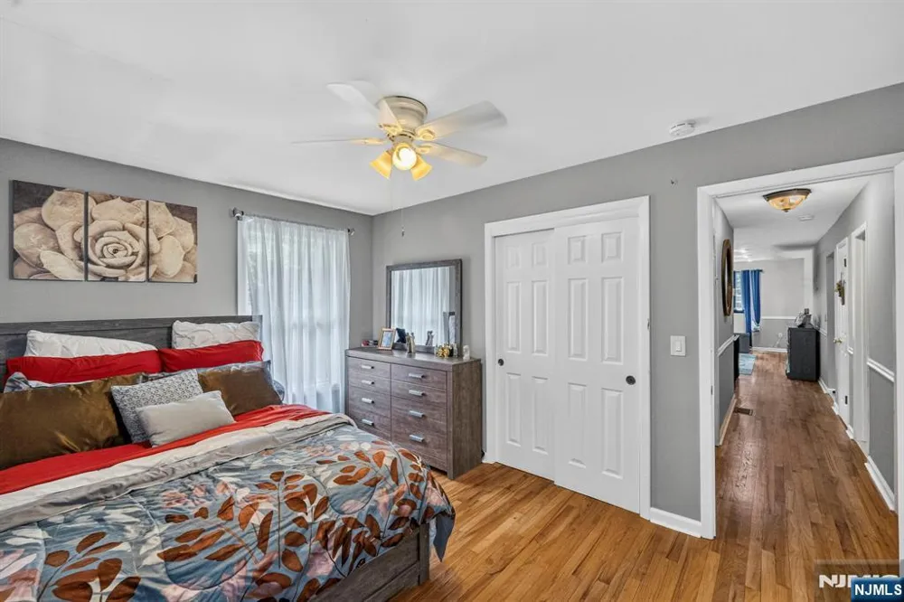 5 Lawrence Drive Vernon, NJ 07422