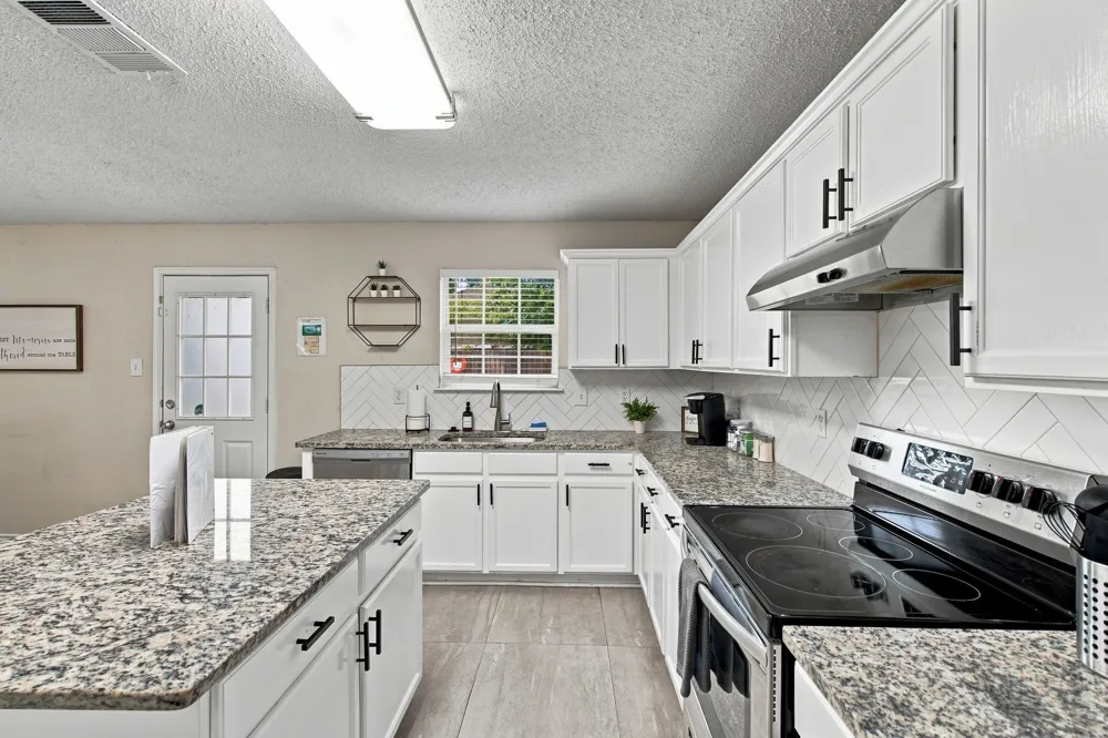 5456 Maverick Drive Grand Prairie, TX 75052