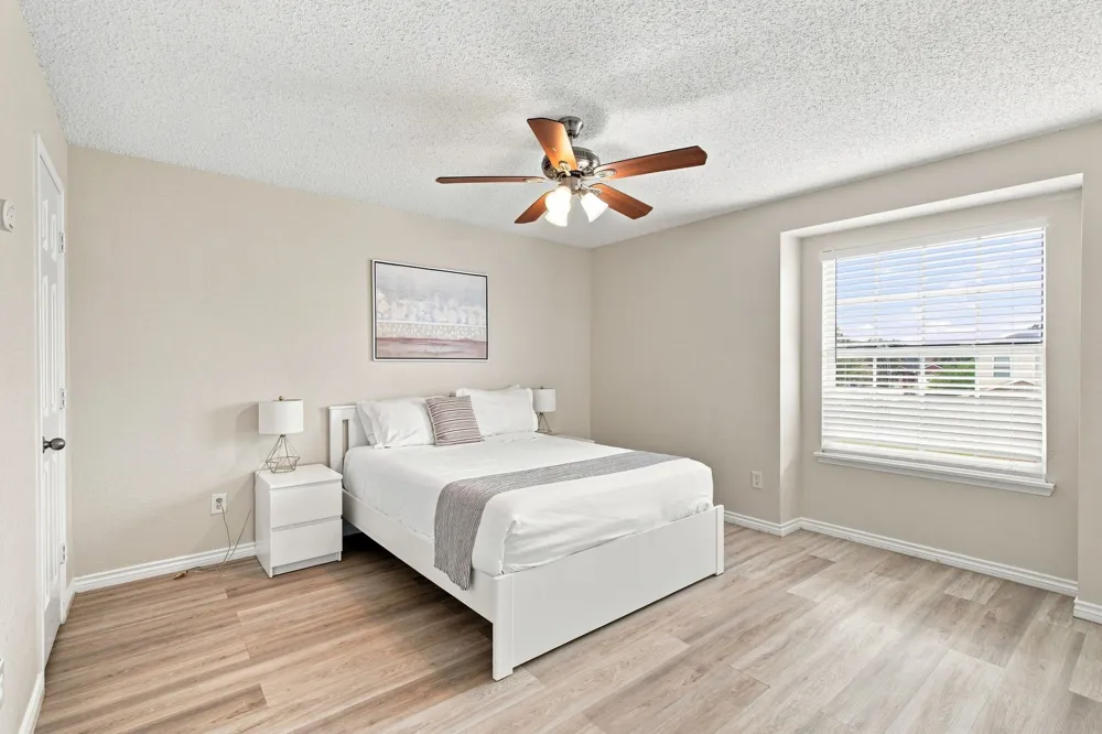 5456 Maverick Drive Grand Prairie, TX 75052