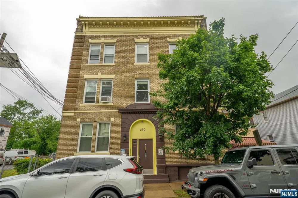 290 Ogden Street 1003 Orange, NJ 07050