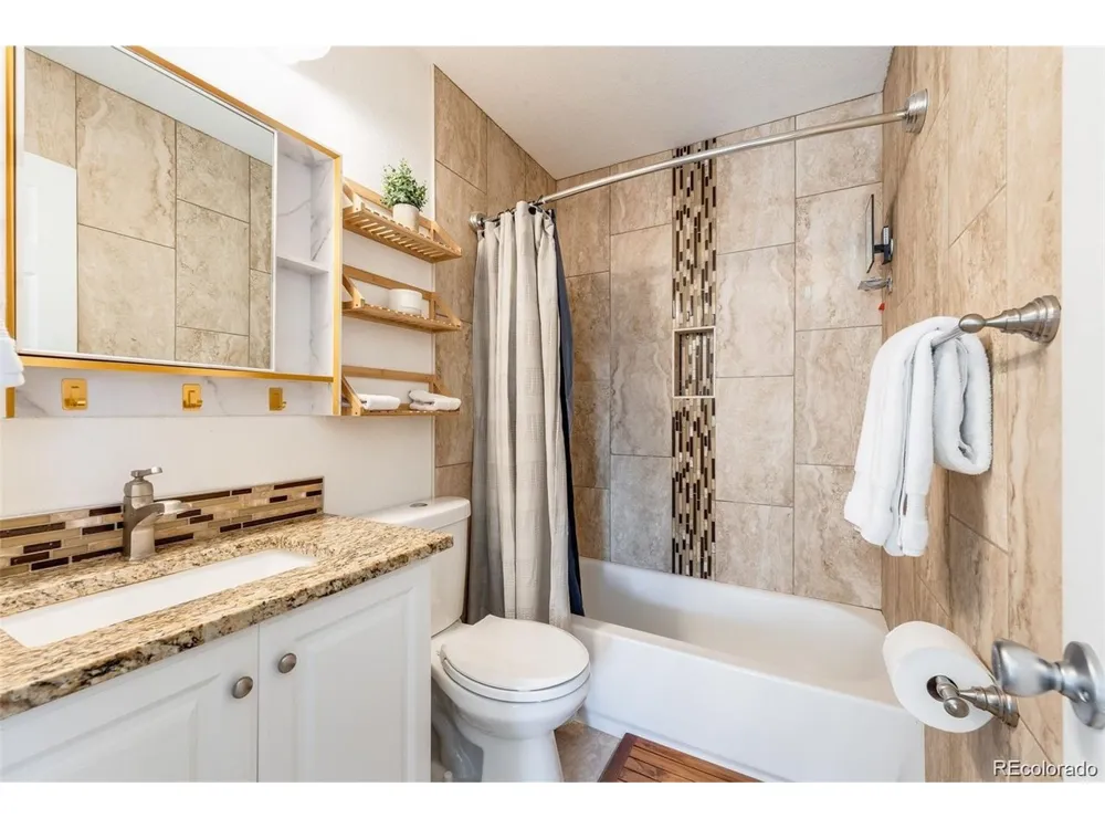 1135 S Oneida Street #F Denver, CO 80224
