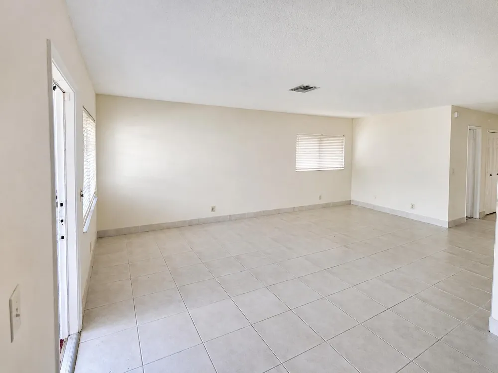 3319 AMERICO DRIVE West Palm Beach, FL 33417