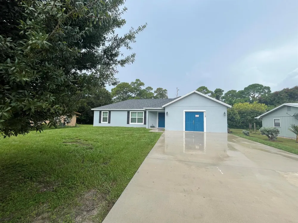 5113 SUNSET BOULEVARD Fort Pierce, FL 34982