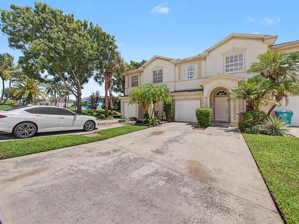 206 Birch Street Boynton Beach, FL 33426